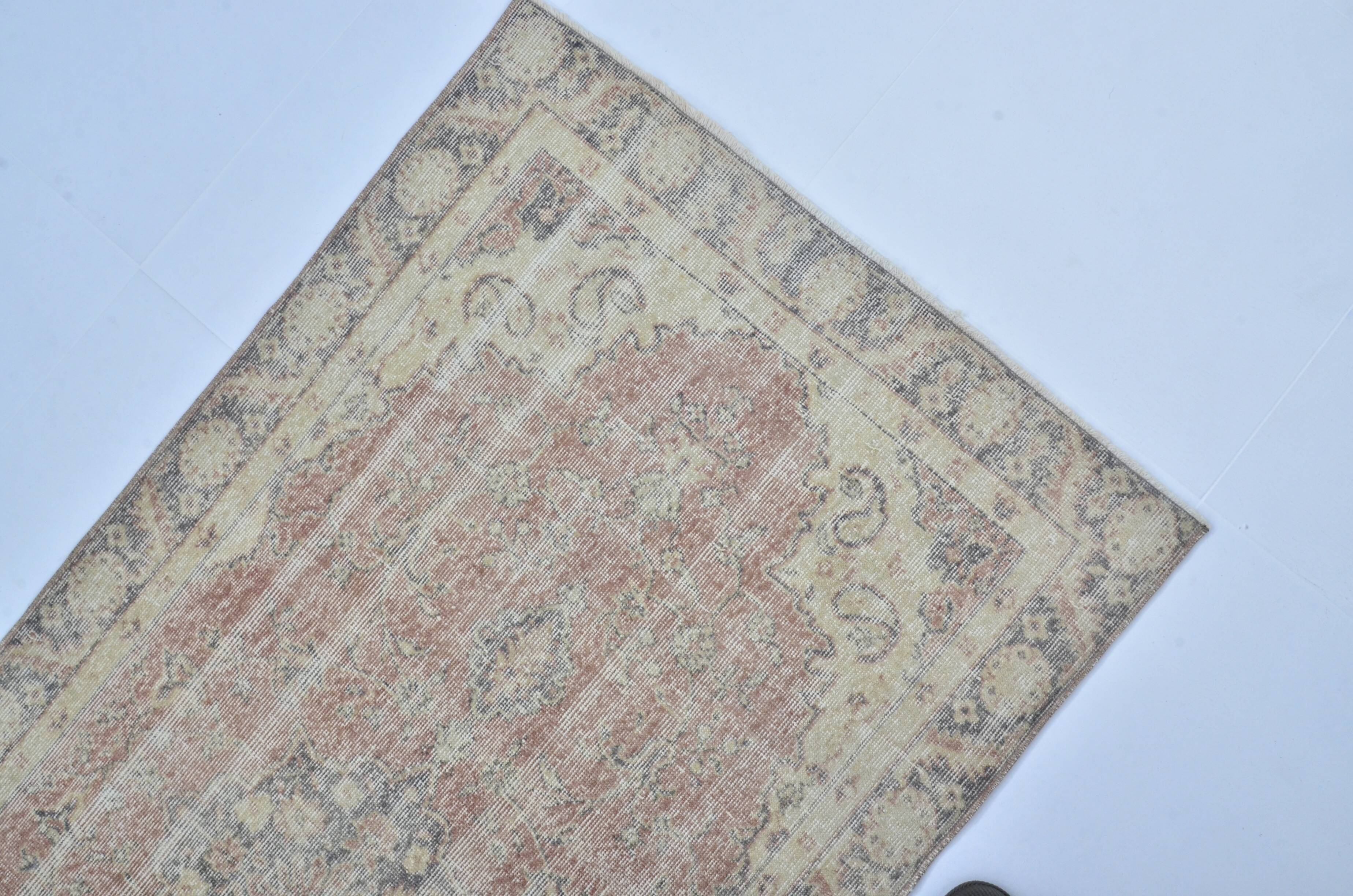 Multi colour Vintage Geometric Rug sku 3287