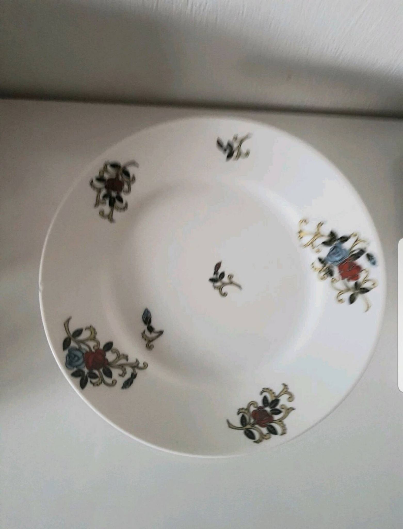 Plateau a gâteaux avec pied, Limoges