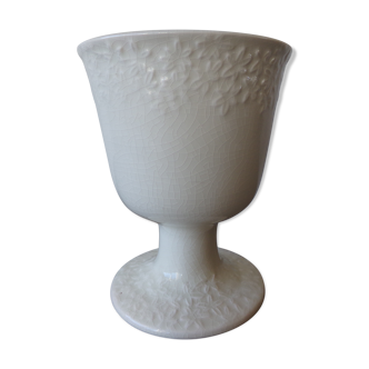 Cracked ceramic standing vase or cup
