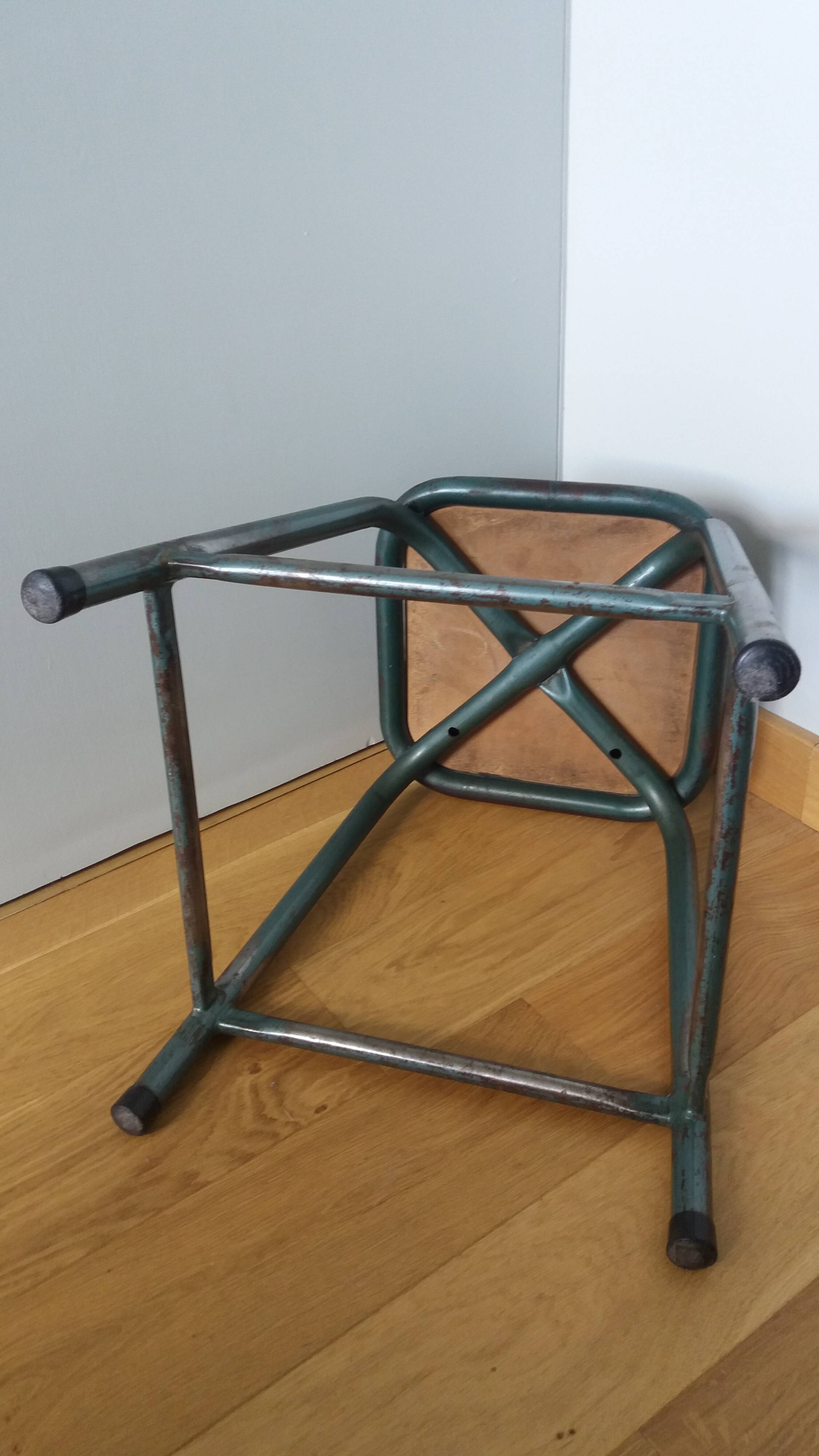 School or workshop stool type Mullca