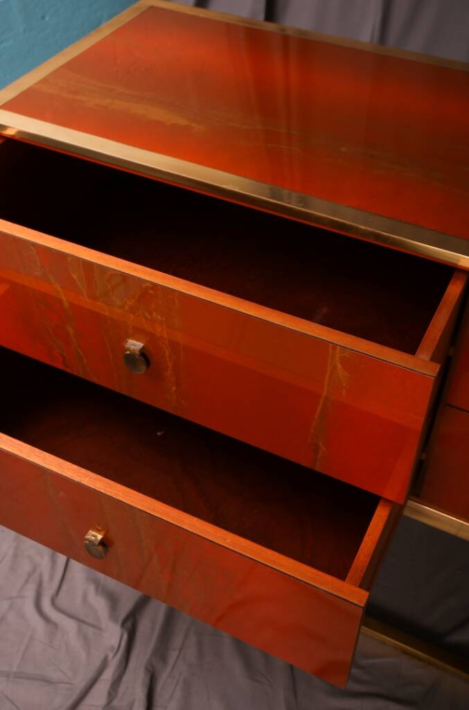 Maison JANSEN Commode en laque nuagée vers 1970