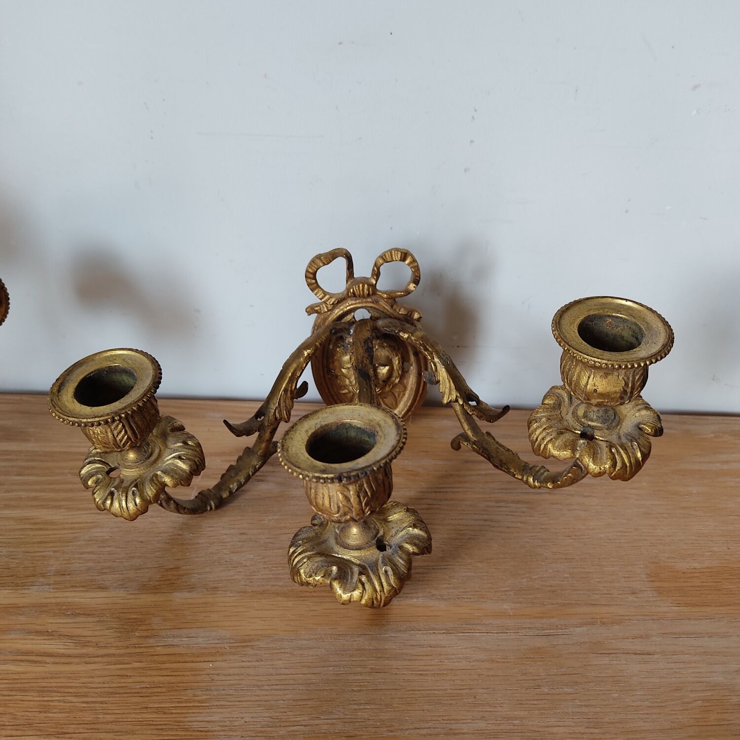 Paire d'appliques en bronze doré