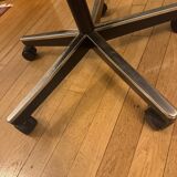 Charles Pollock office chair, Knoll edition