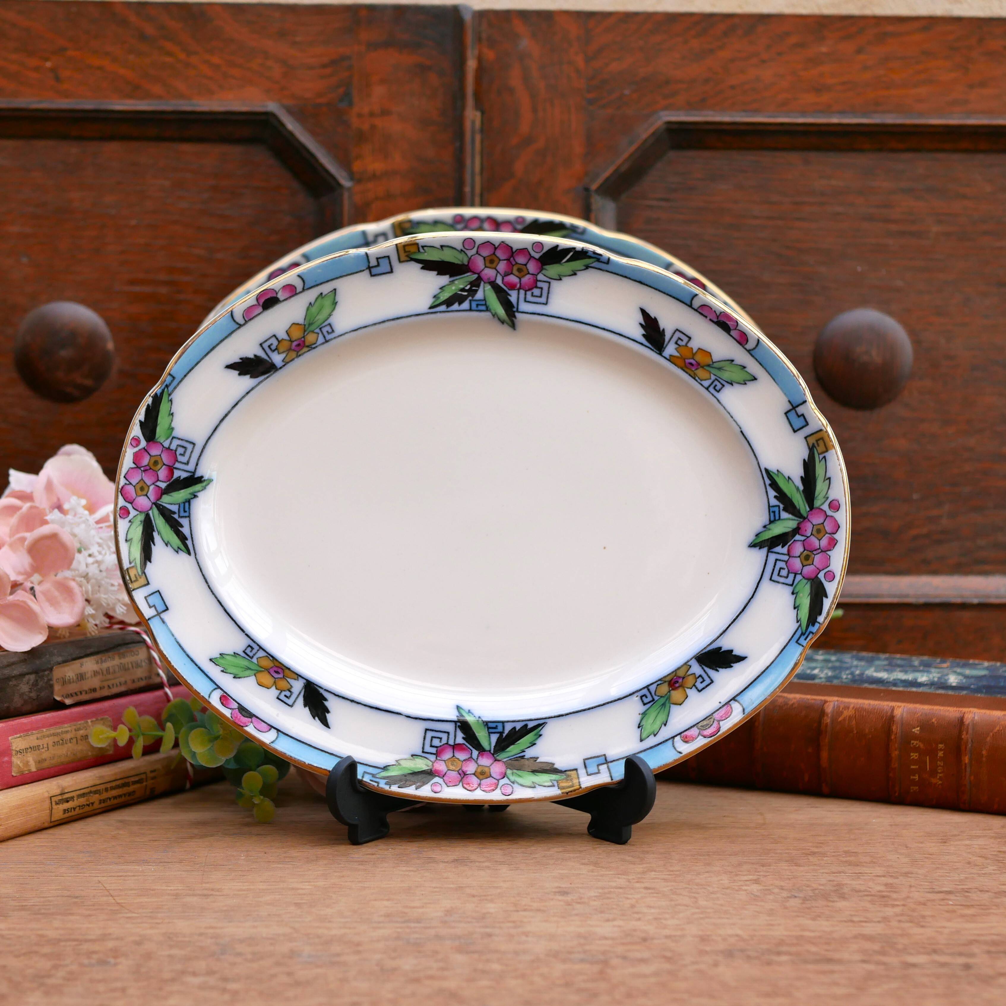 Two Art Deco trays by Losol Ware, large and medium size.