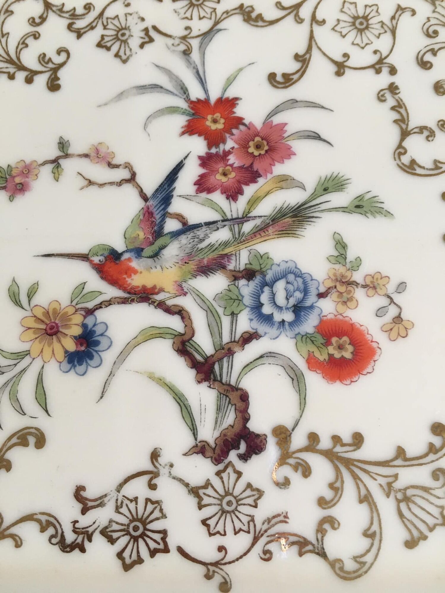 Porcelain cake dish France Emaux de Limoges. Central motif "bird".
