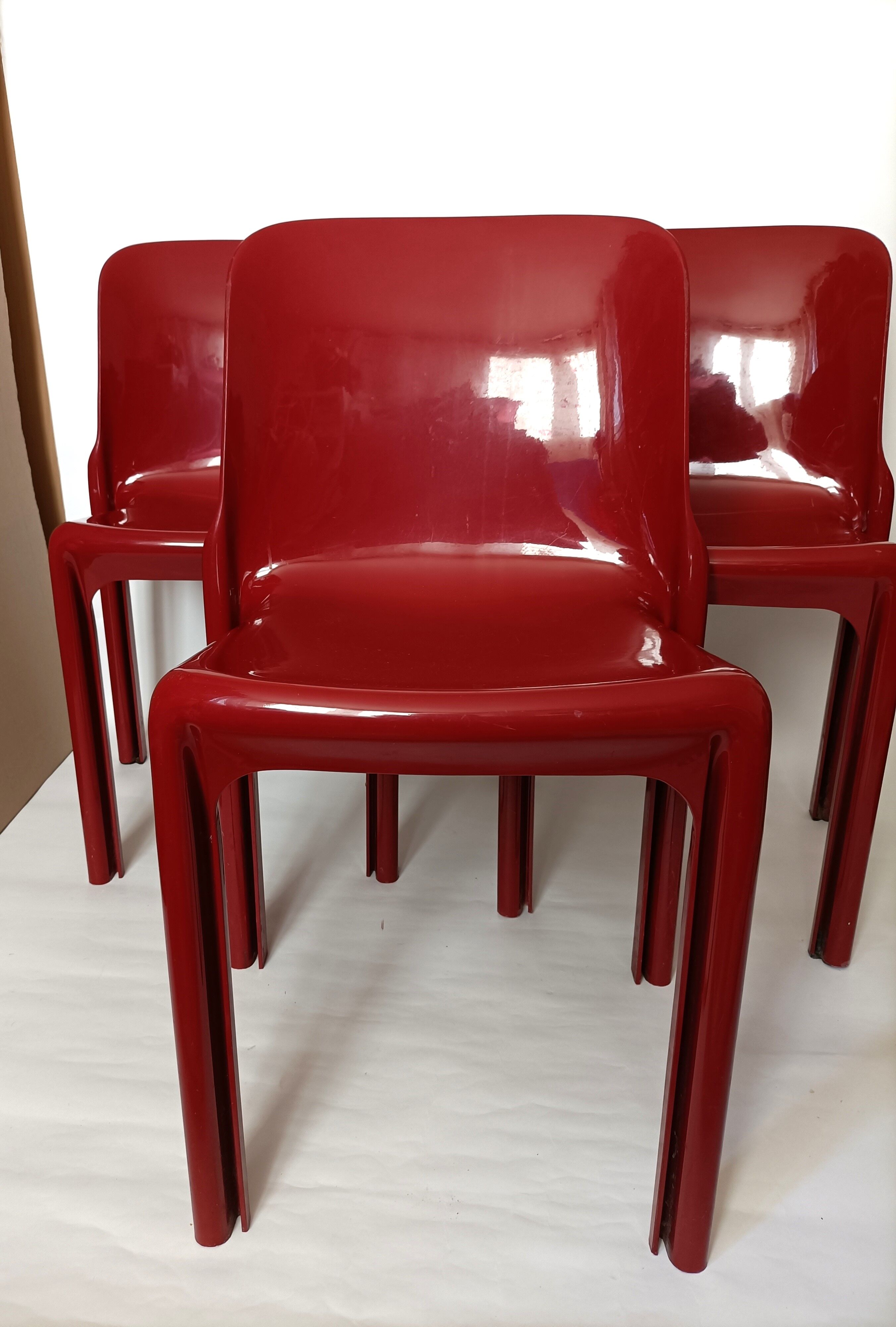 4 Selene chairs by Vico Magistretti for red Artemide