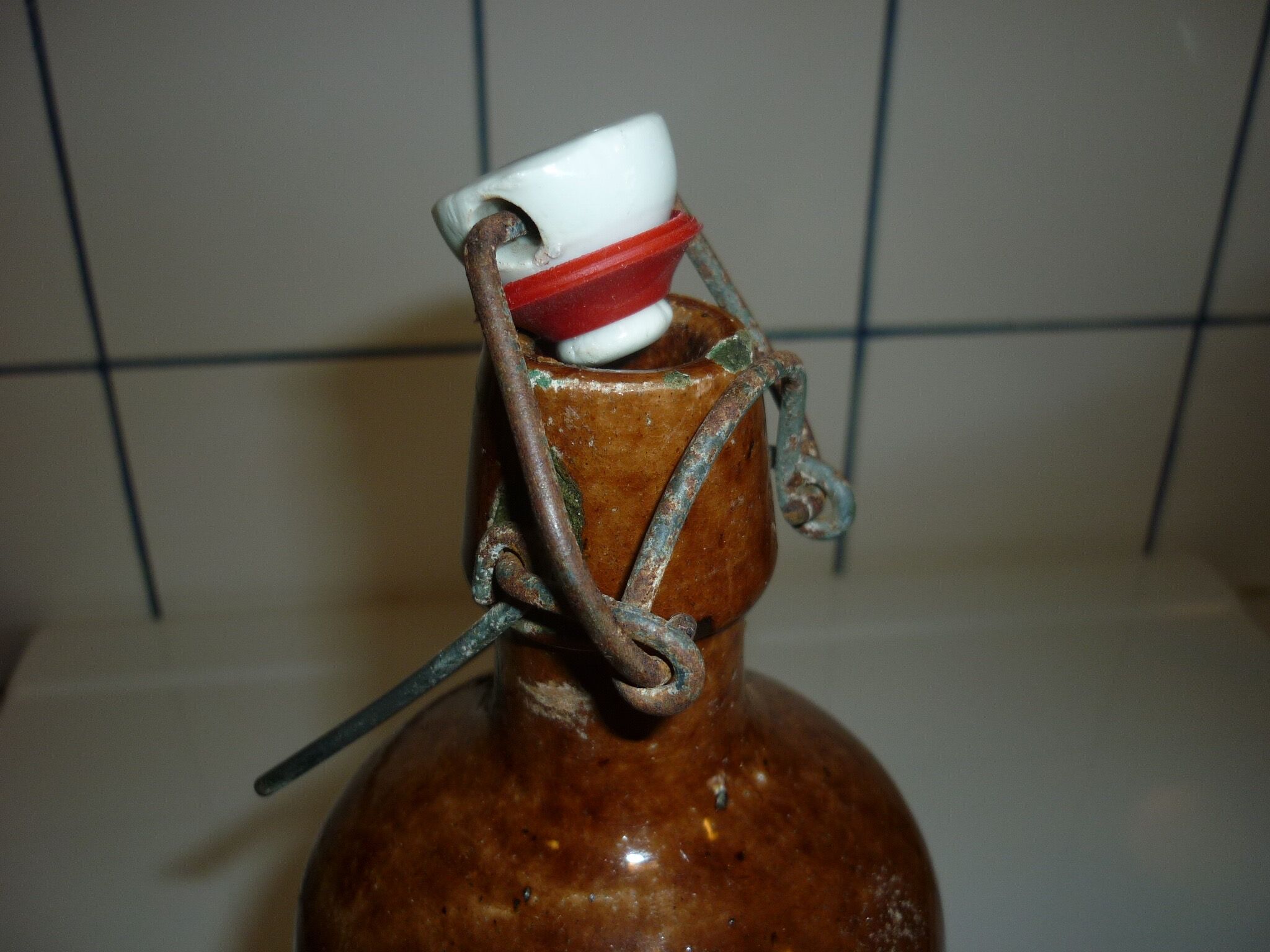 Bottle bottle sandstone mechanical cork