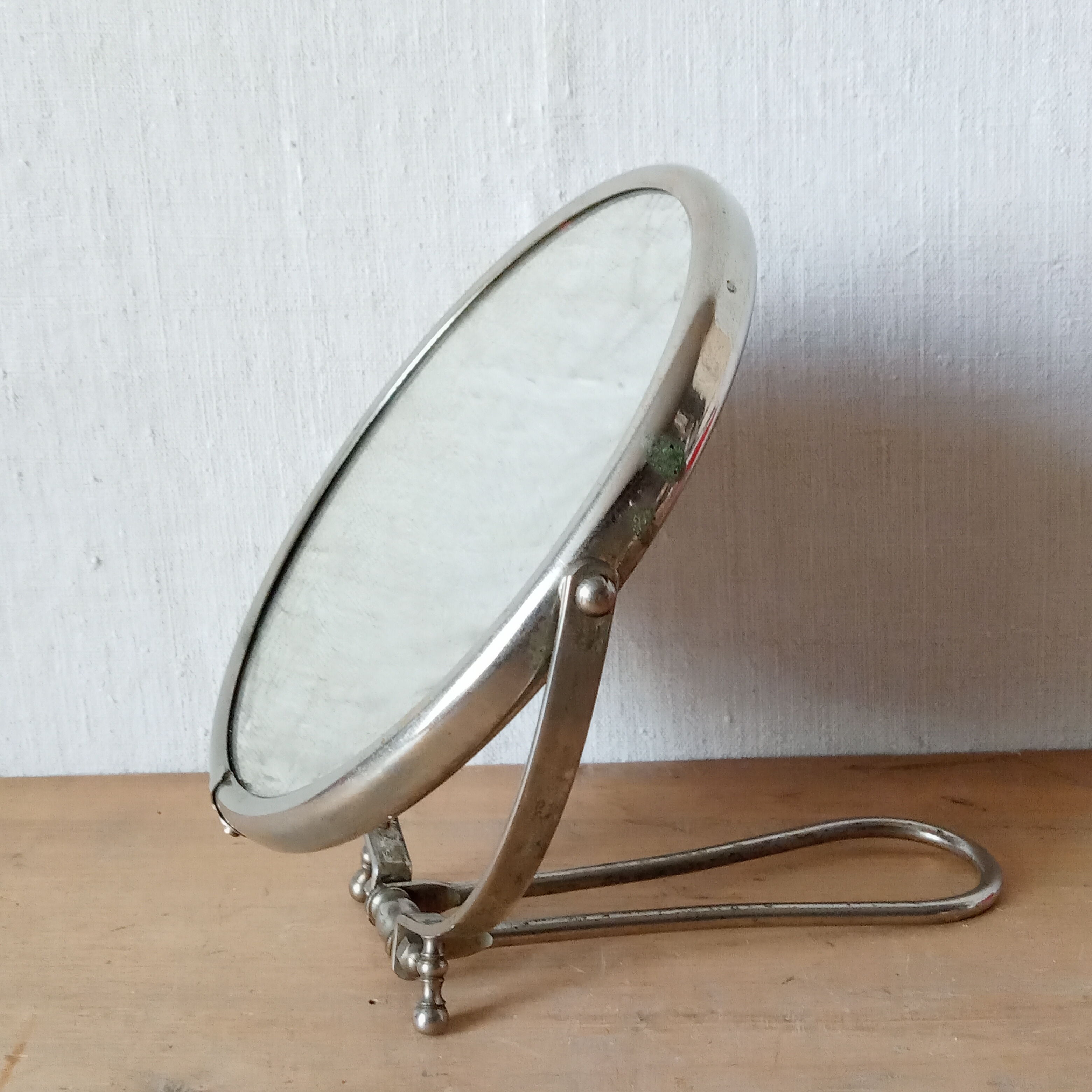 Hairdresser Napoleon III mirror
