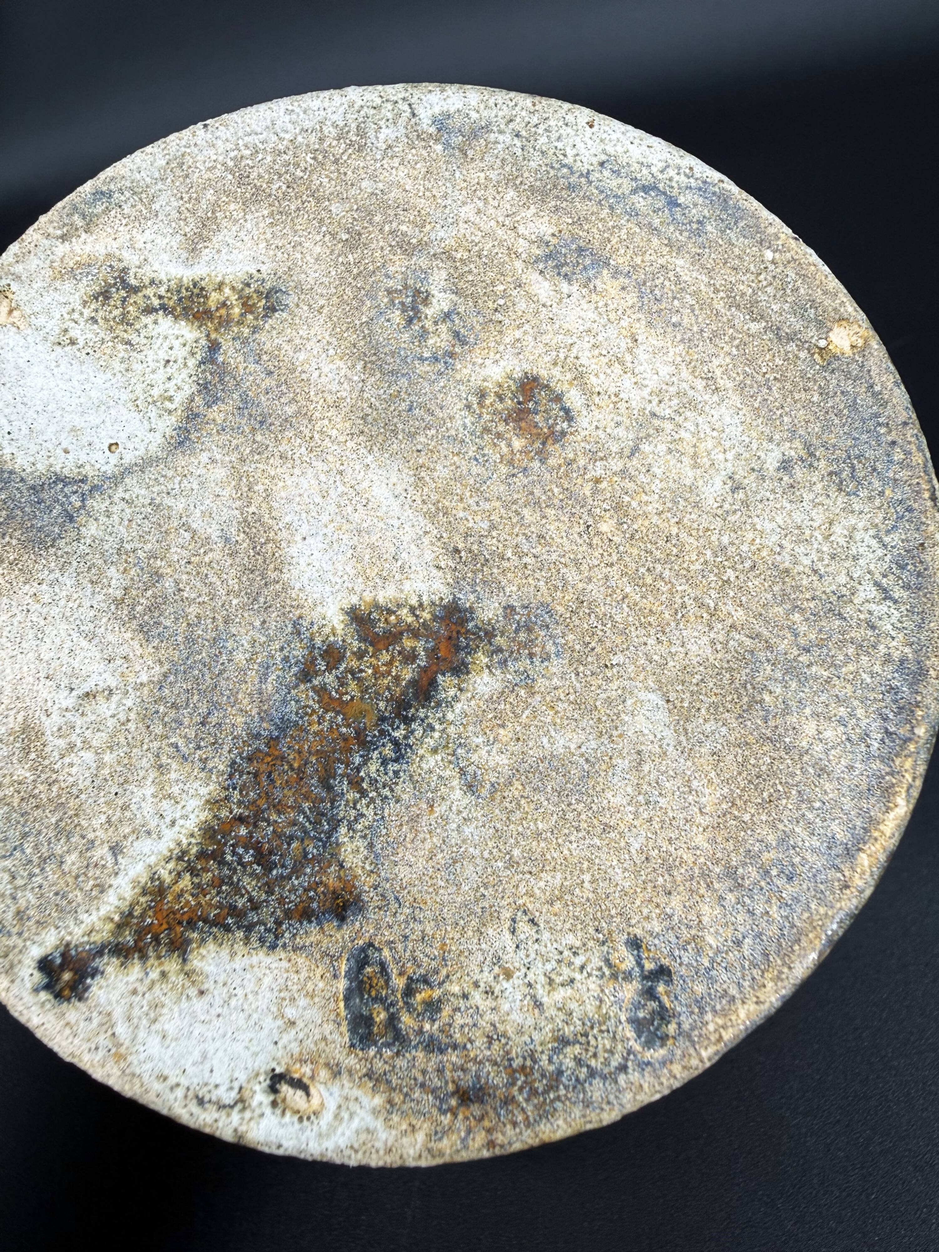 Accolay flower frog in psychedelic glazed ceramic