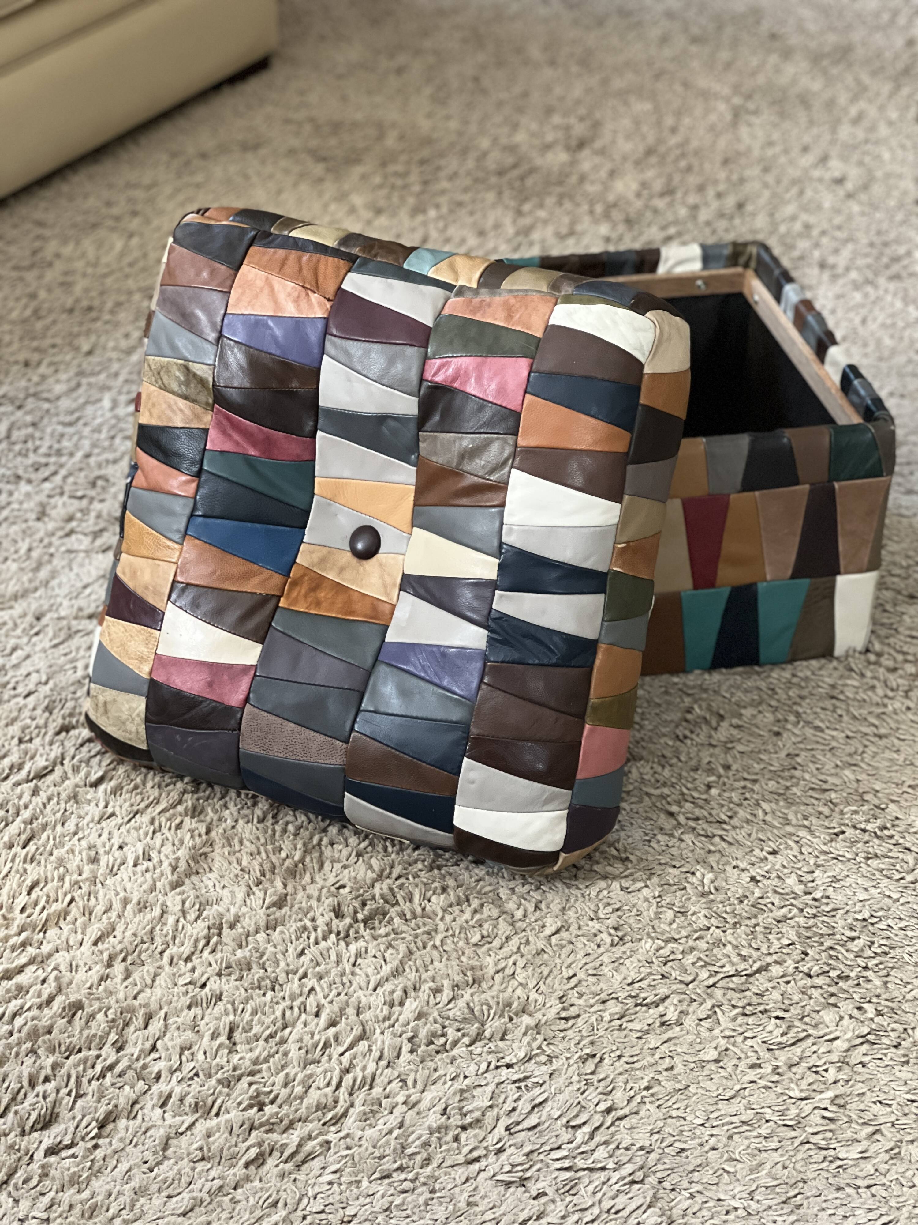 Pouf/chest or Ottoman “Harlequin” leather 1970