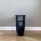 Trois tables d'appoint en bois