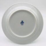 6 assiettes à dessert et le plat de service, graf von henneberg