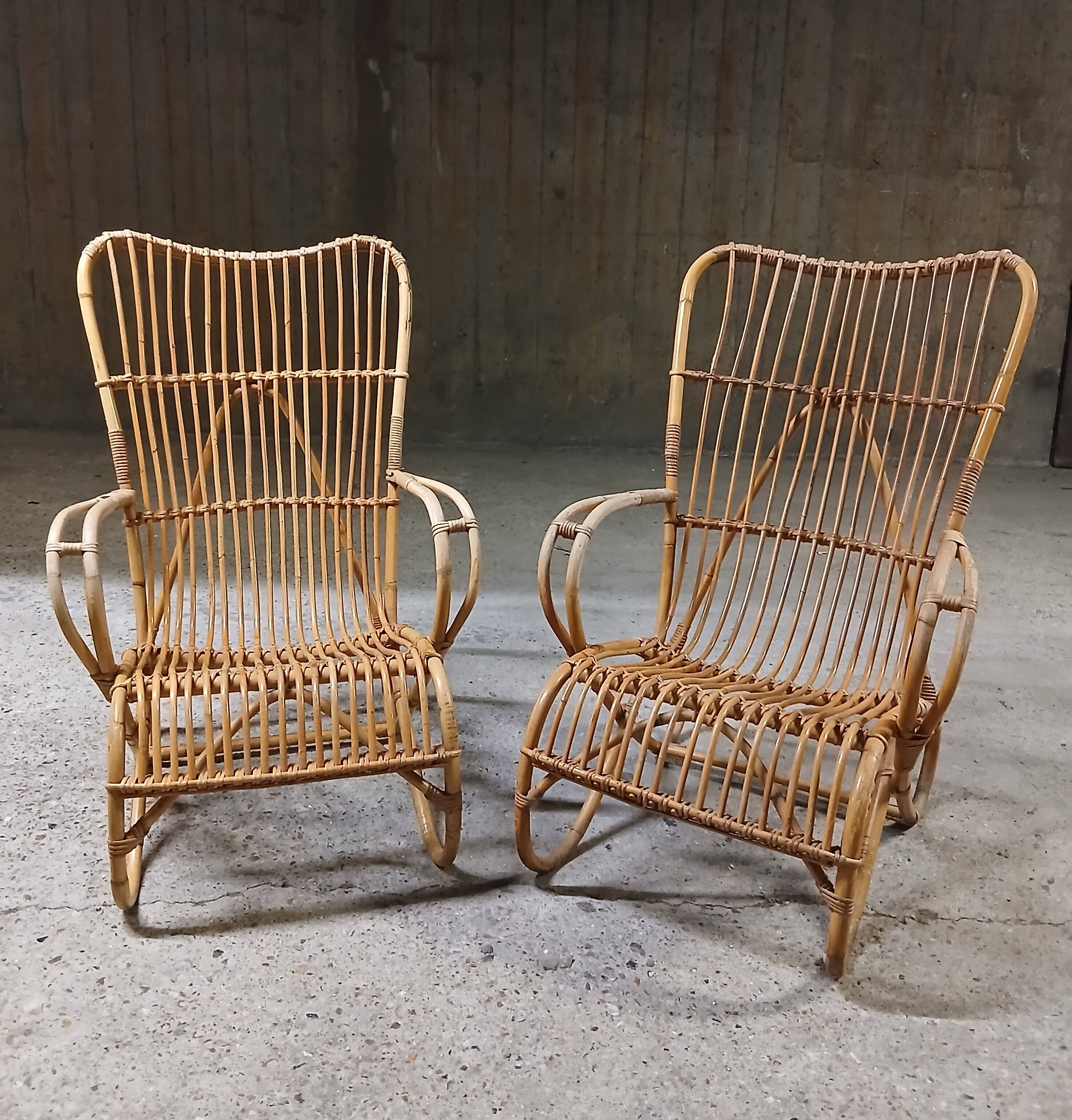 Paire de fauteuils en rotin vintage
