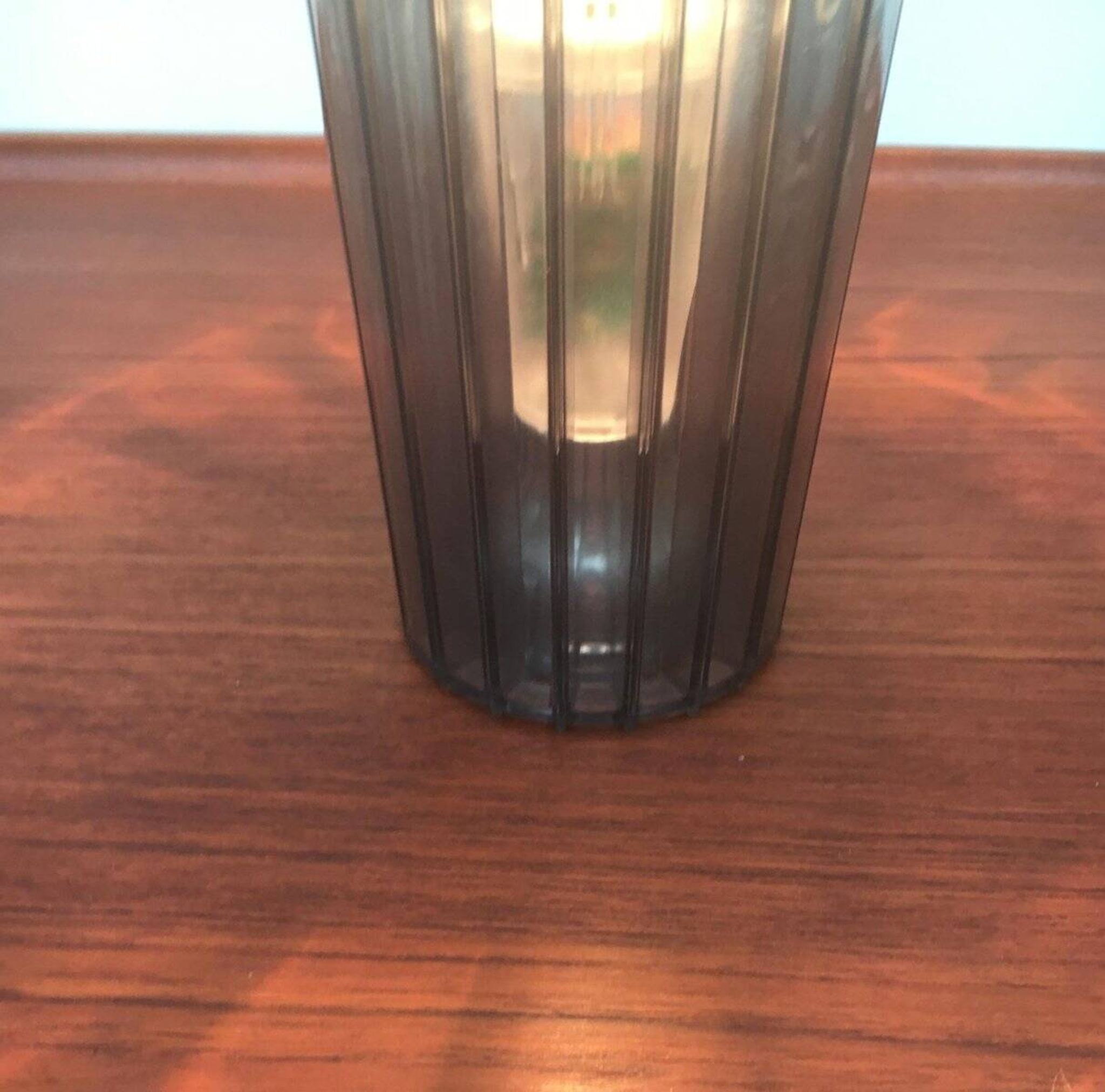 Contemporary Italian table lamp model Agaricon D36 by Ross Lovegrove for Luceplan.
