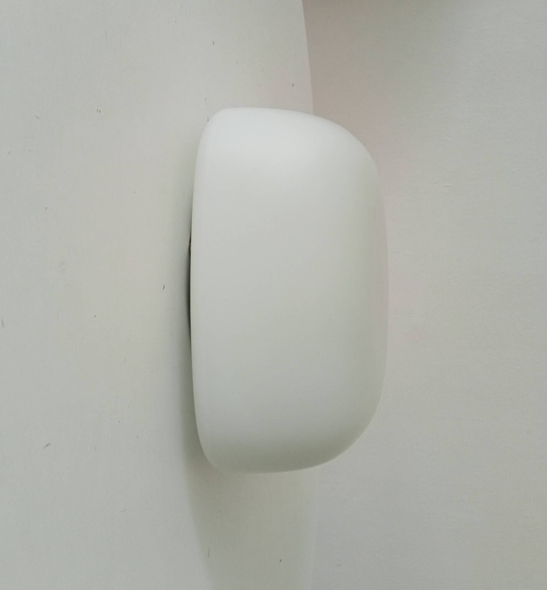 Vintage Italian ceiling light in opaline from the 1960s.
