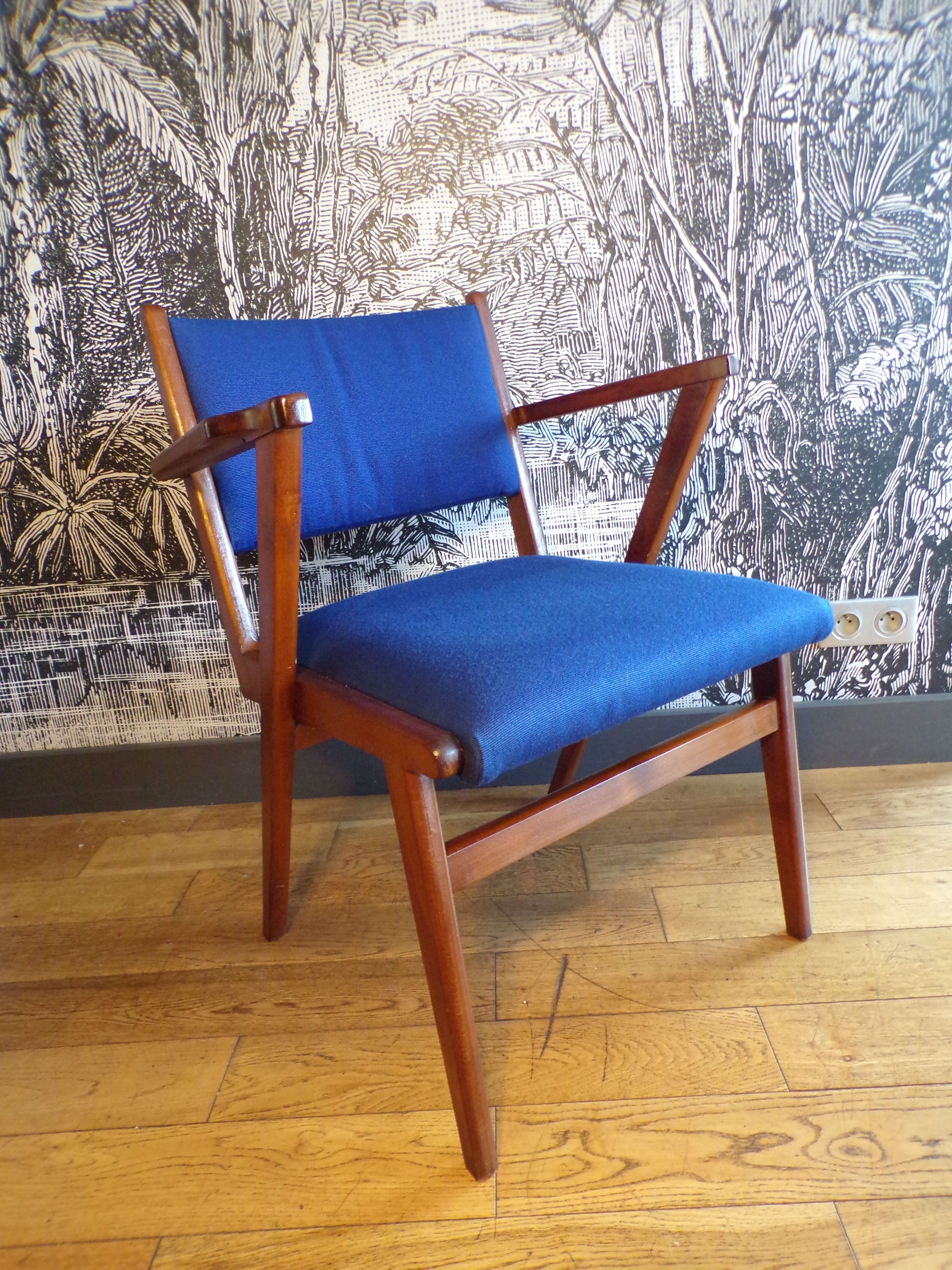 Scandinavian armchair wood and jersey