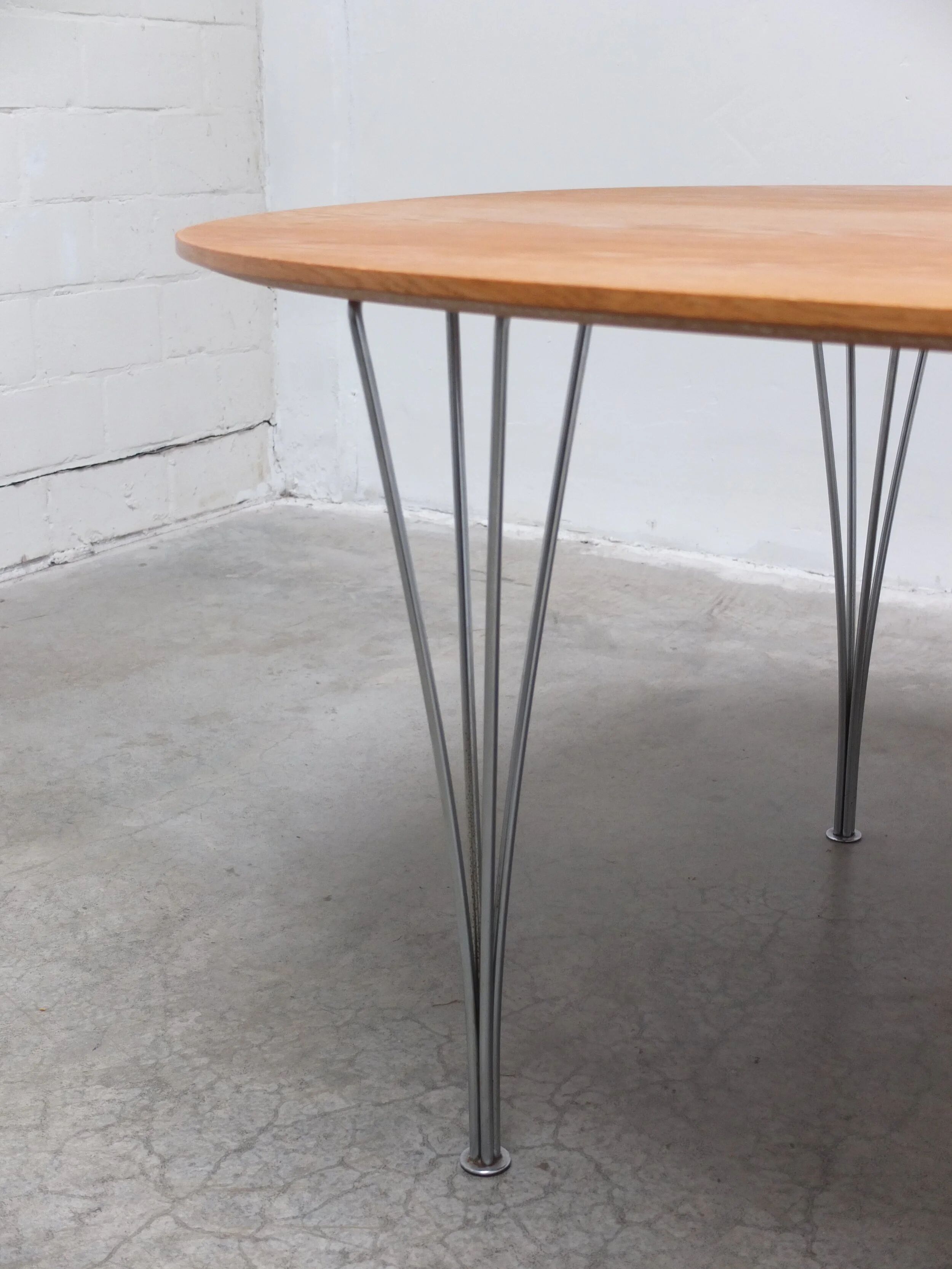 ‘Super-Elliptical’ table in oak by Piet Hein & Bruno Mathsson for Fritz Hansen, 1968