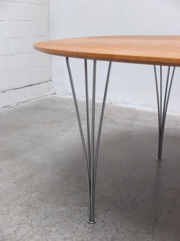 Table « Super-elliptique » en chêne par Piet Hein et Bruno Mathsson pour Fritz Hansen, 1968