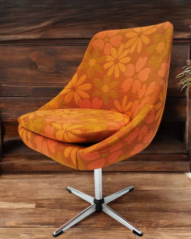 Suite de 4 fauteuils pivotants seventies