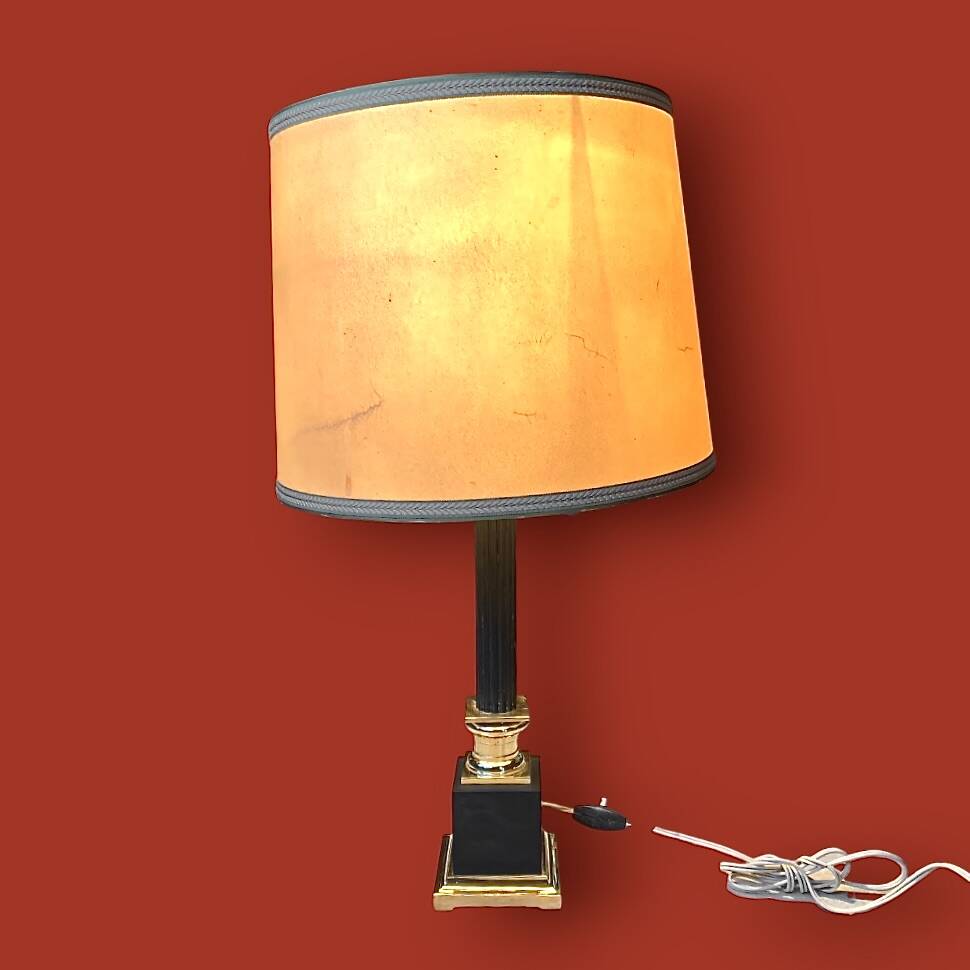 Ancienne lampe colonne néoclassique en laiton doré et noir et papier