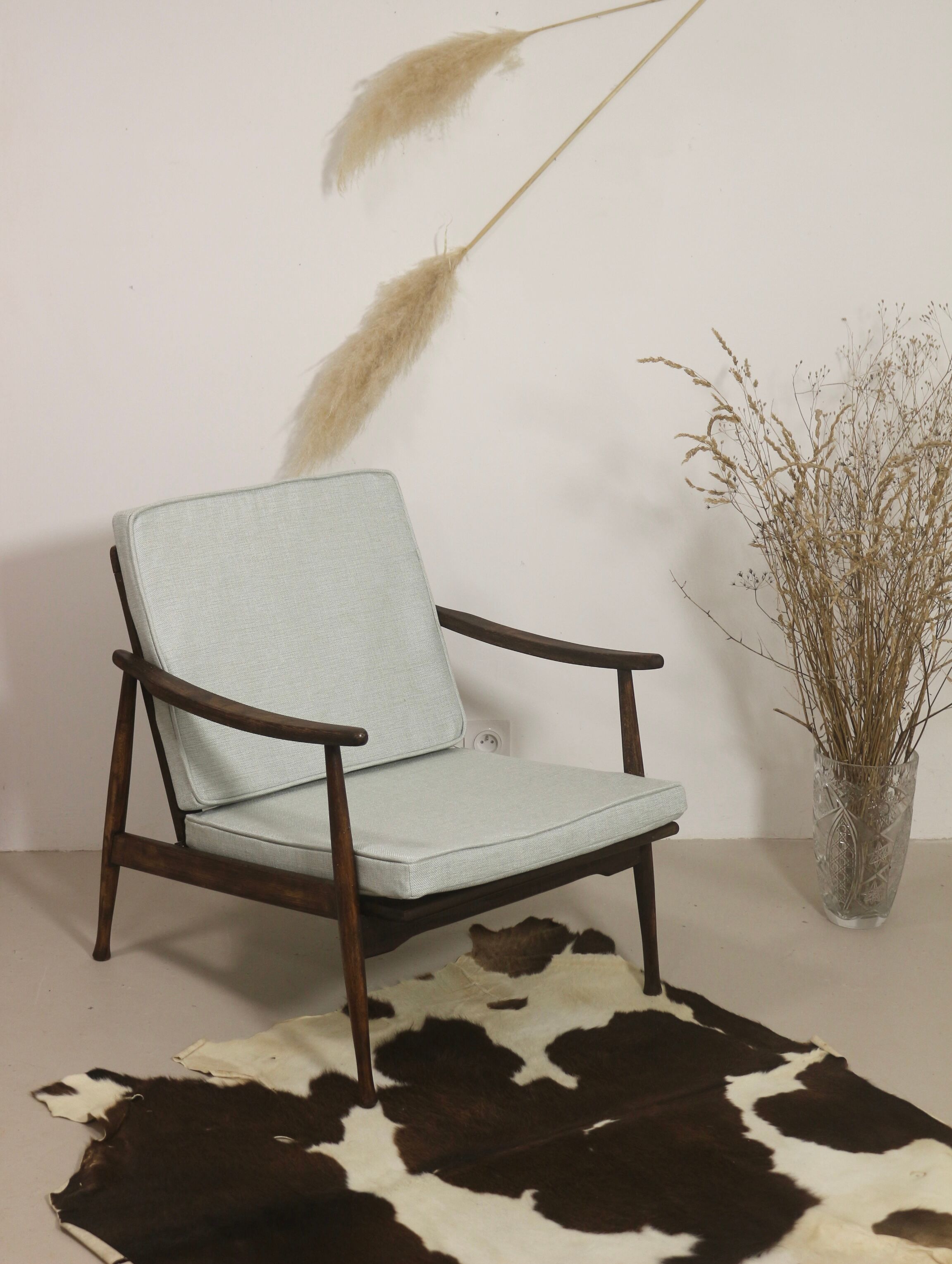 Scandinavian armchair 1960 curved armrests