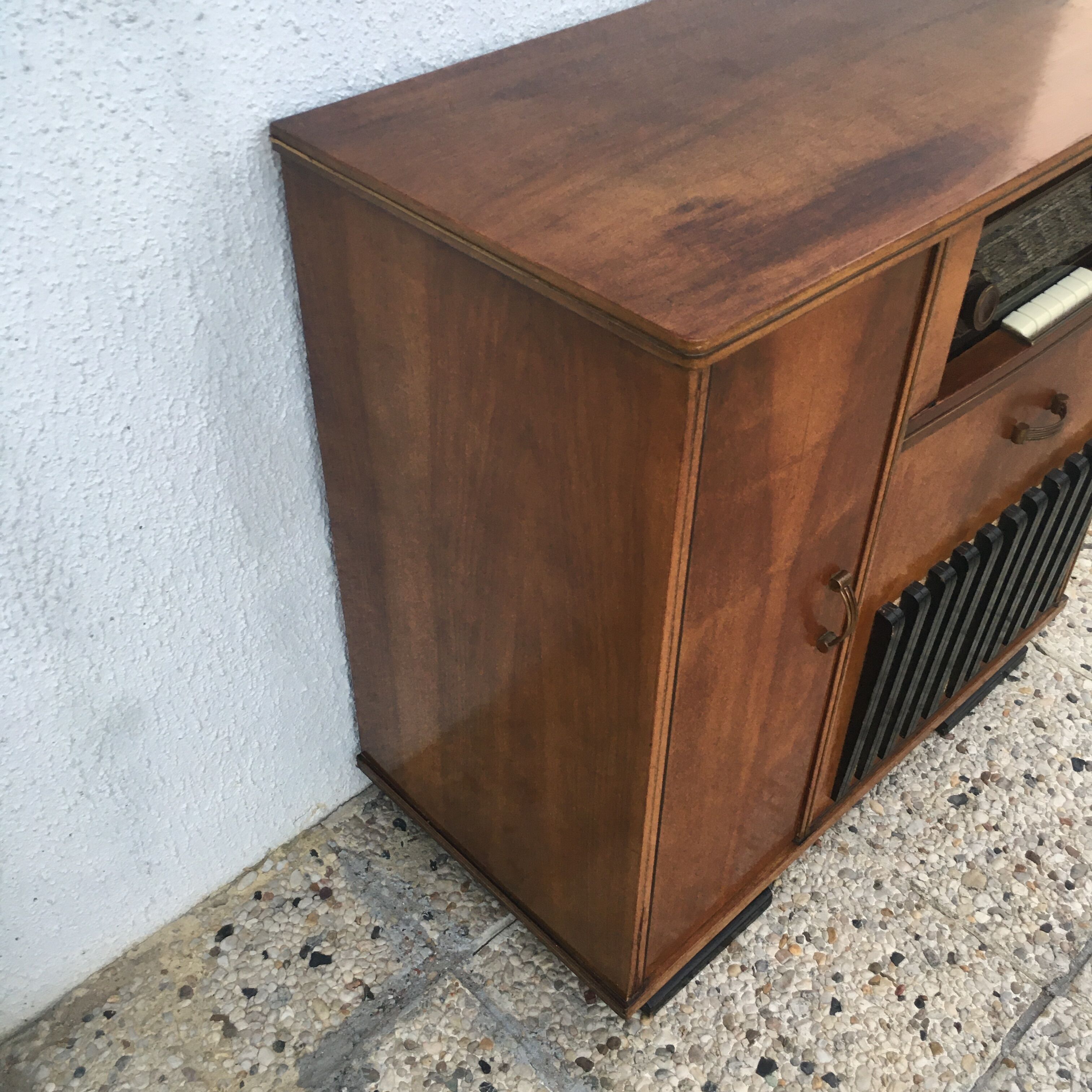 Colorado brand hi-fi cabinet