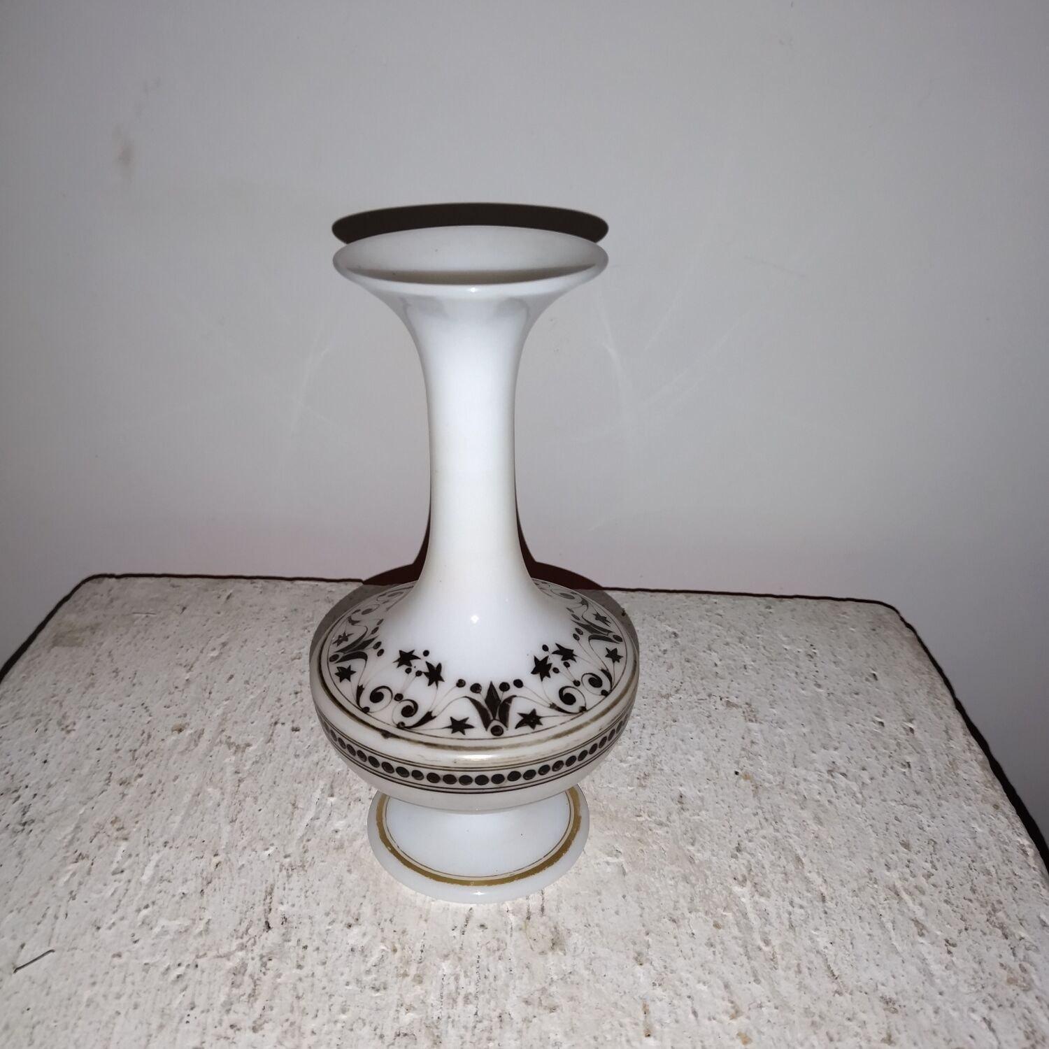 Opaline glass vase XIXth Napoleon III