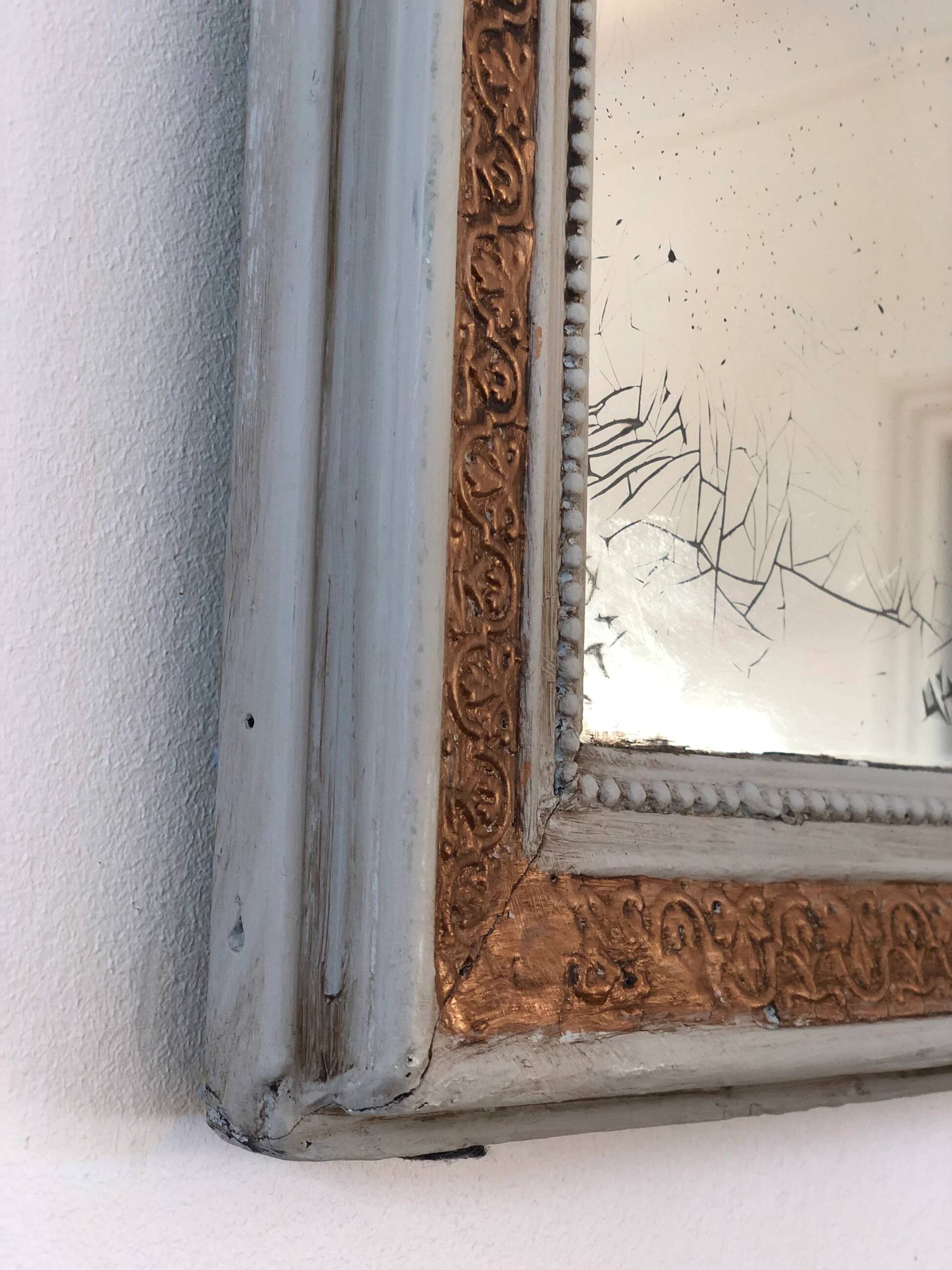 Miroir antique français Louis Philippe – crème et or, fin du 19e siècle