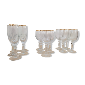 14 verres en cristal à bordure
