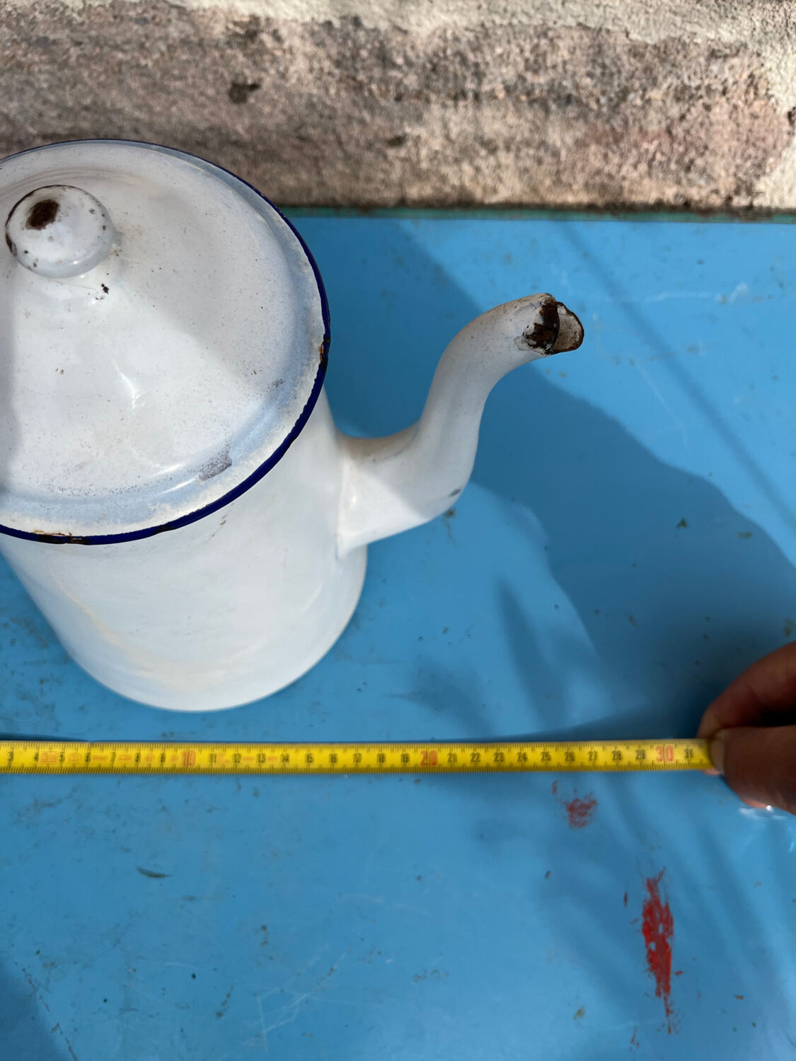 Enamelled coffee maker