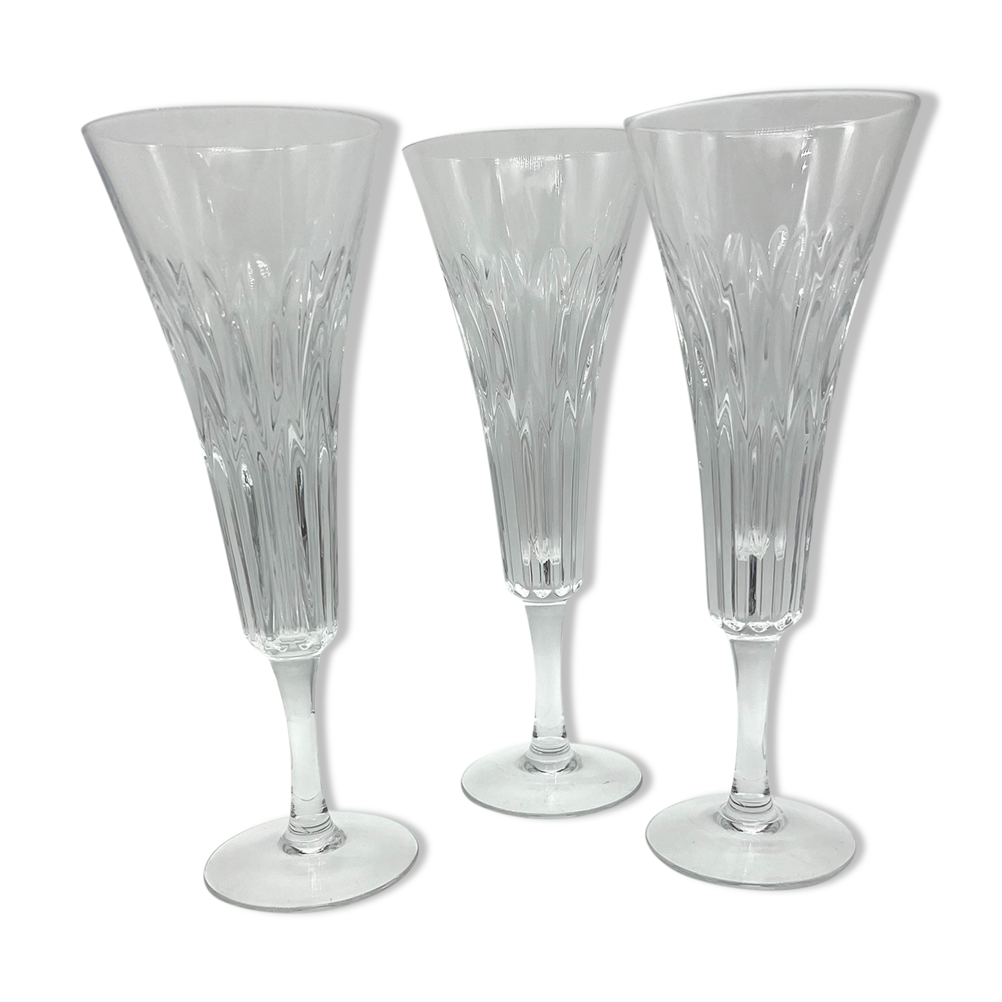 3 flutes champagne glasses