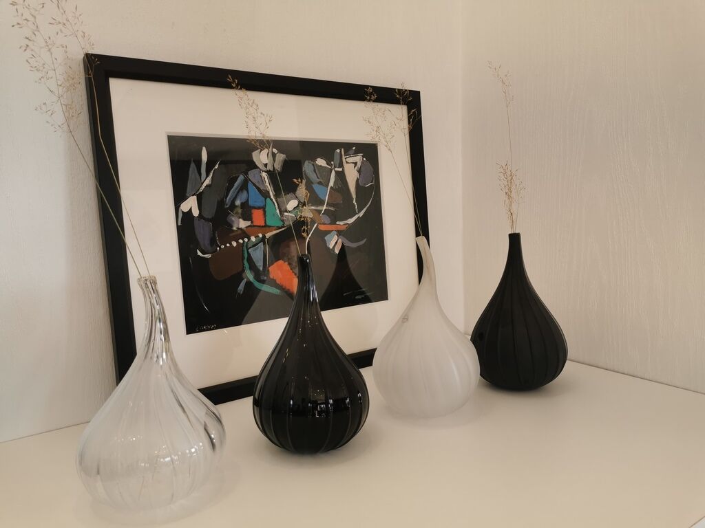 Murano glass vase "Drops" by Stellon Renzo signed Salviati matte black