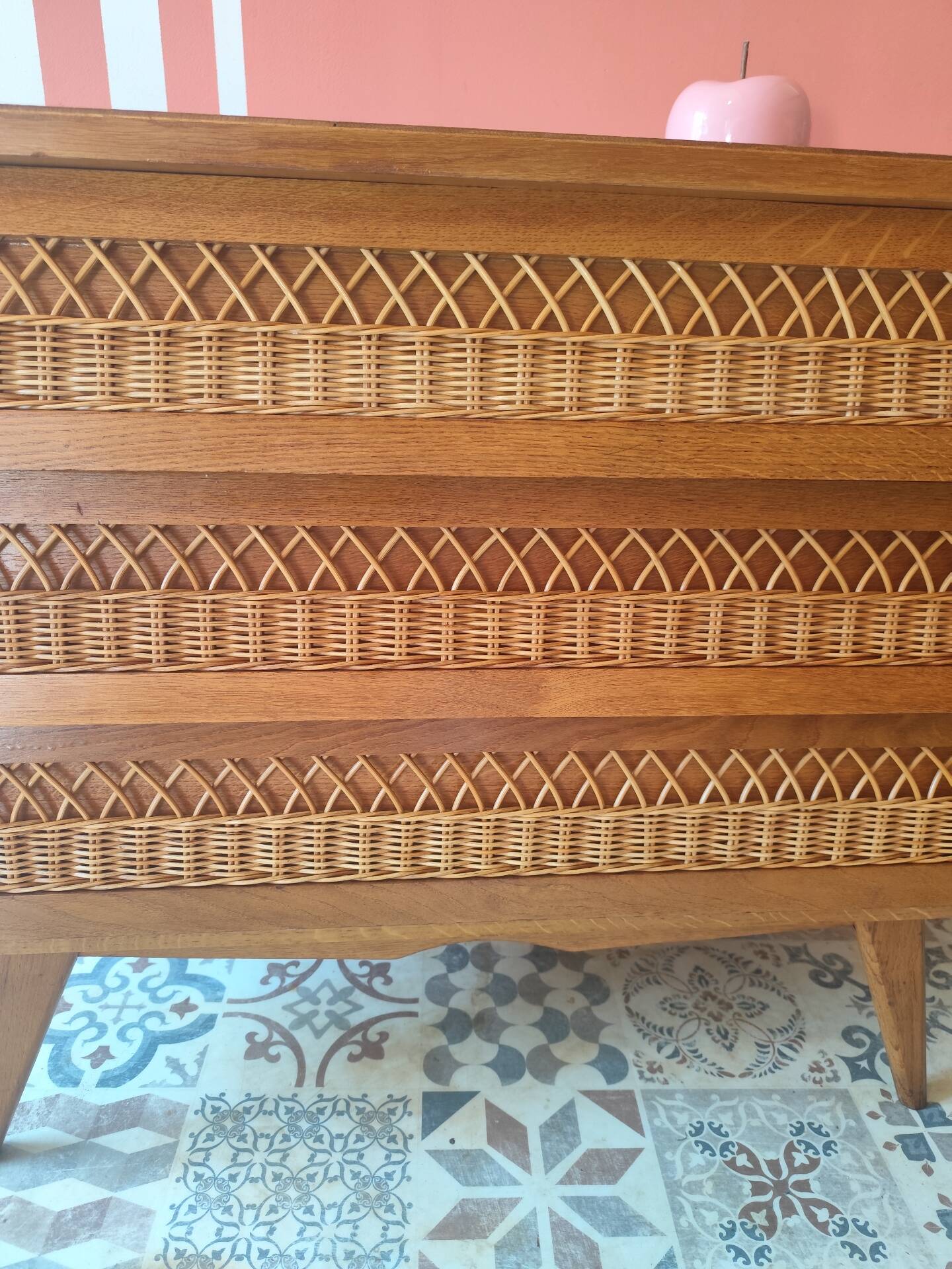Vintage chest of drawers