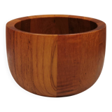 Beautiful large teak bowl from the 1970s by Nissen Denmark