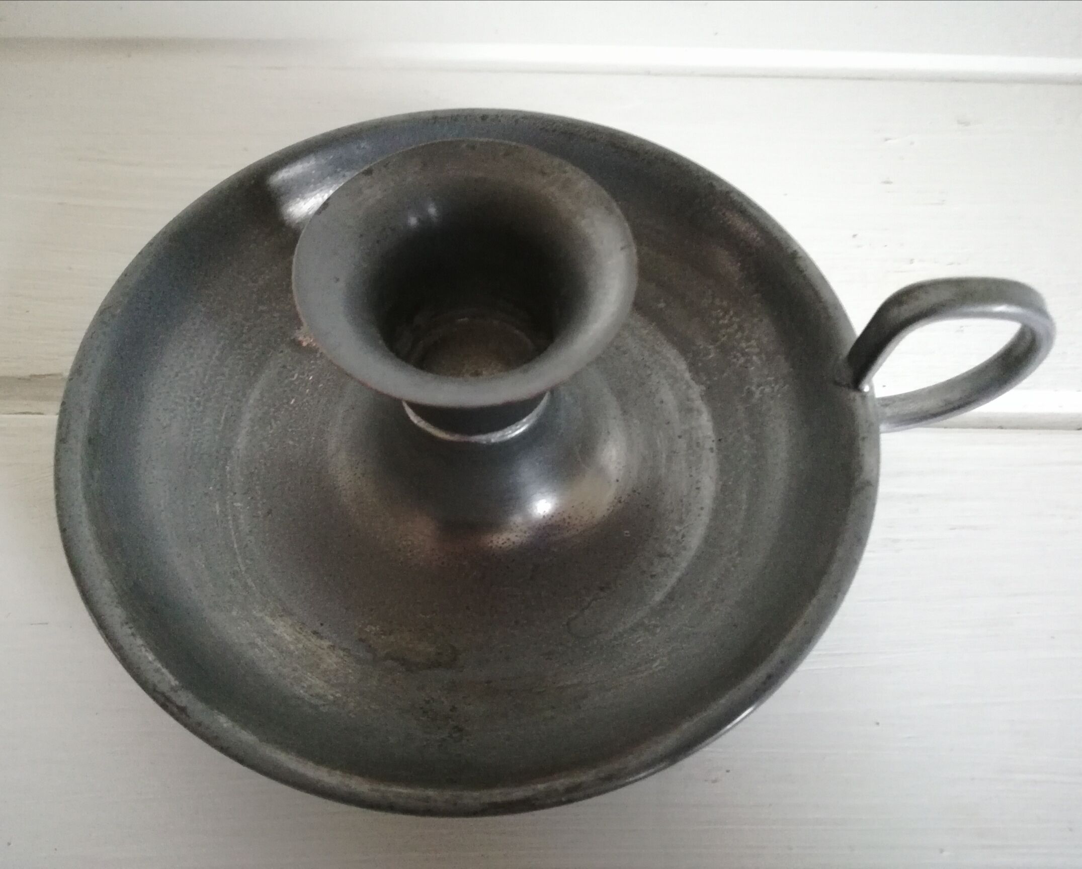 Cellar rat candle holder