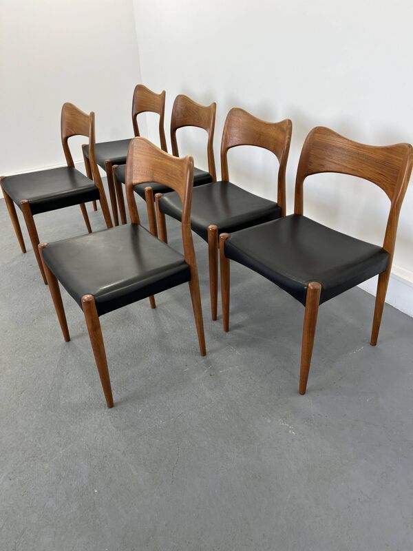 Ensemble de 6 chaises à repas modèle 71 en teck par Niels O Møller pour JL Møllers 1950