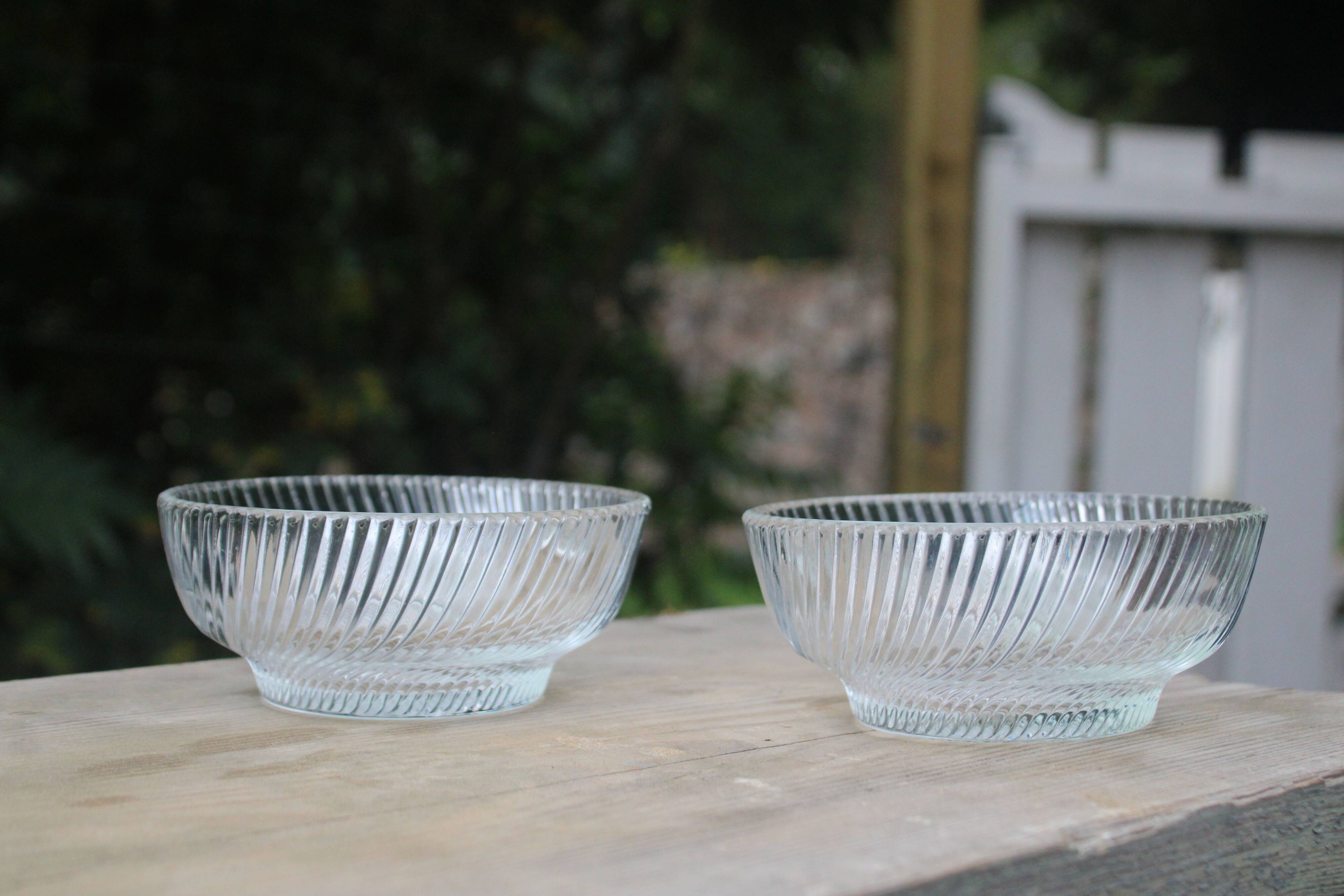 Lot de 2 coupelles en verre vintage