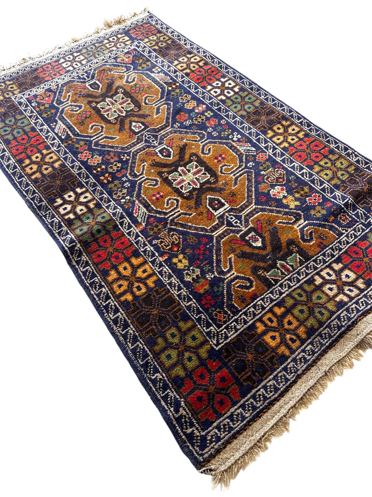 Handmade oriental rug 160cm x 90cm