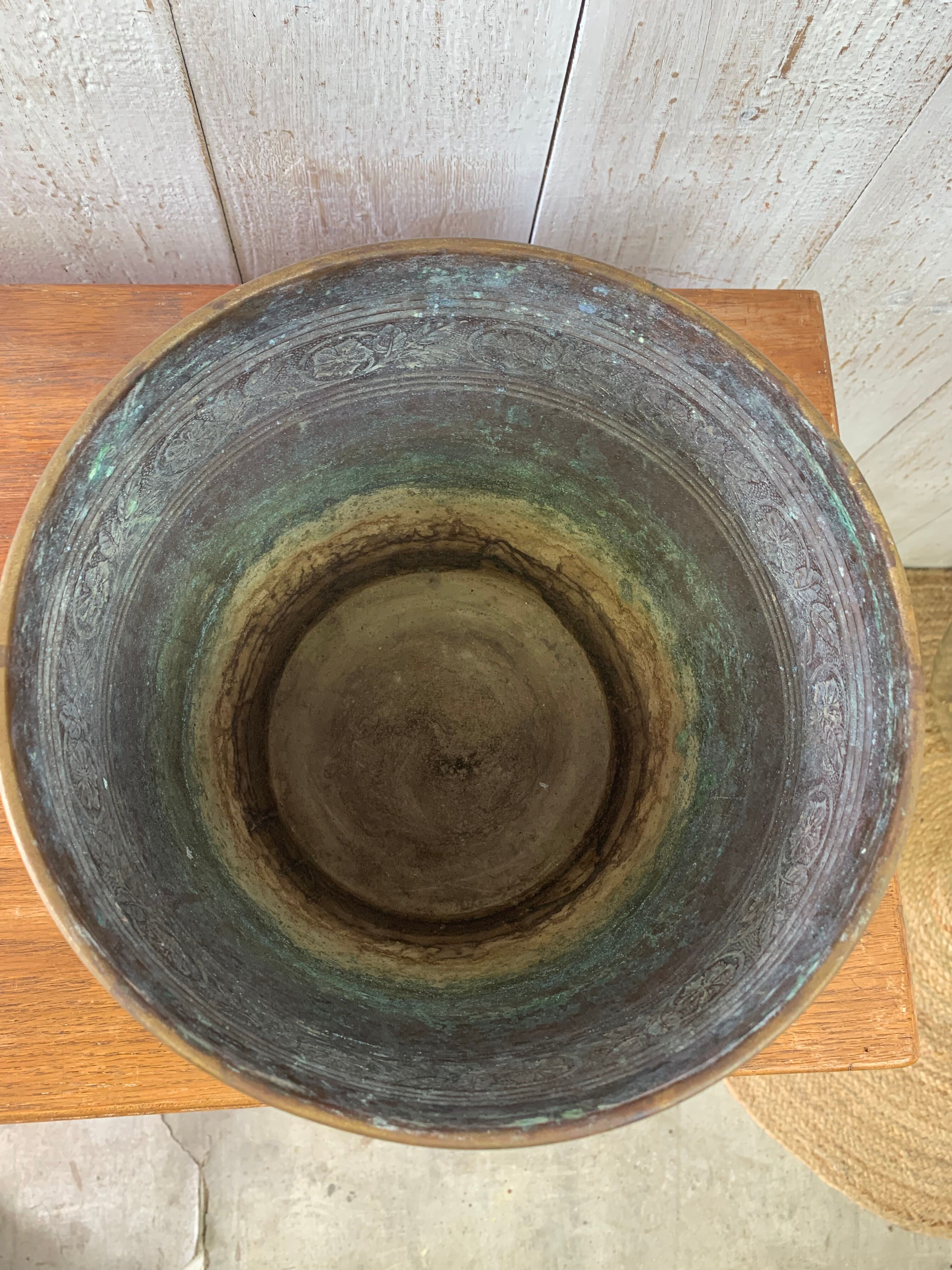 Cache-pot ancien