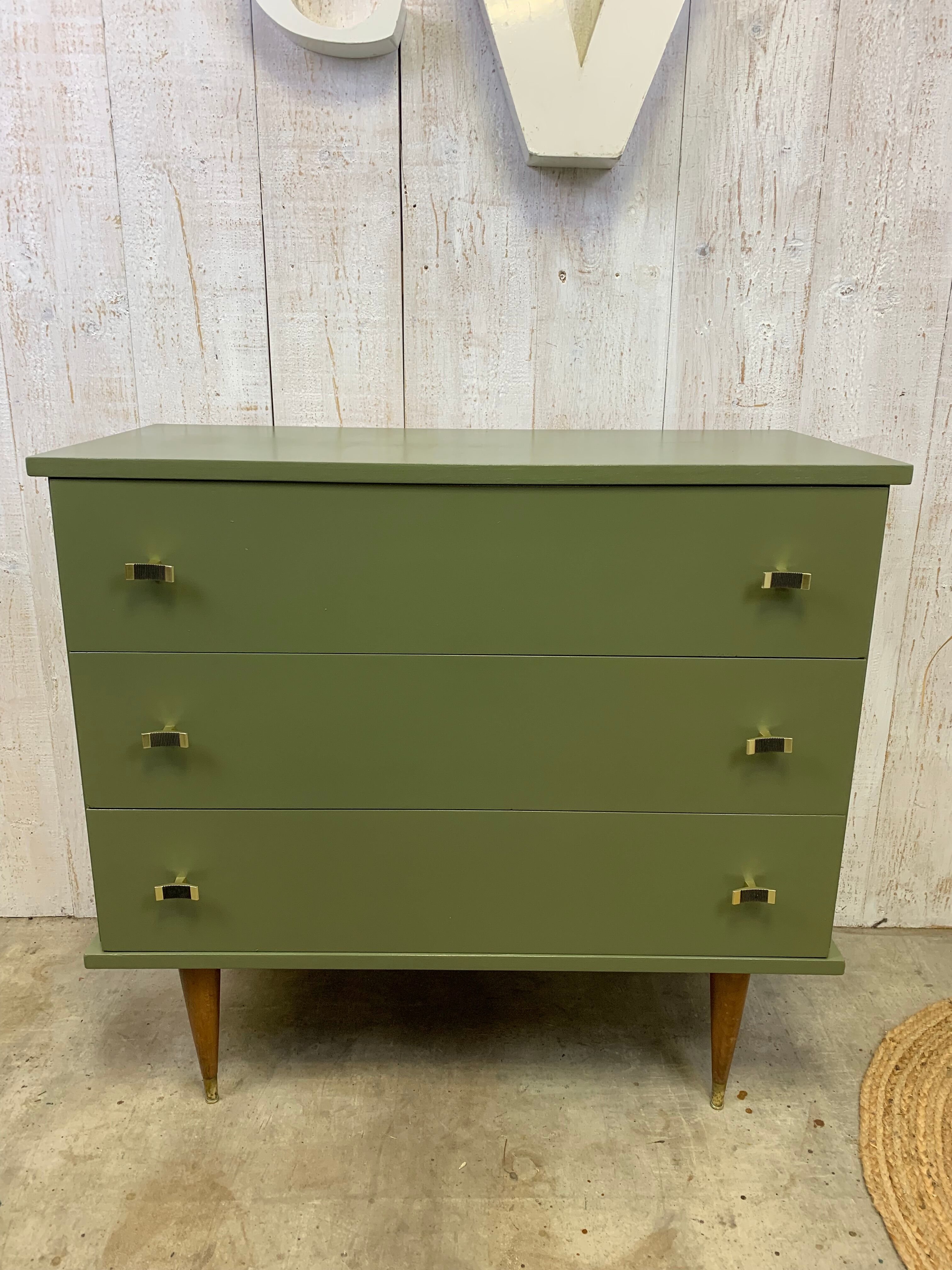 Chest of drawers from the 50s