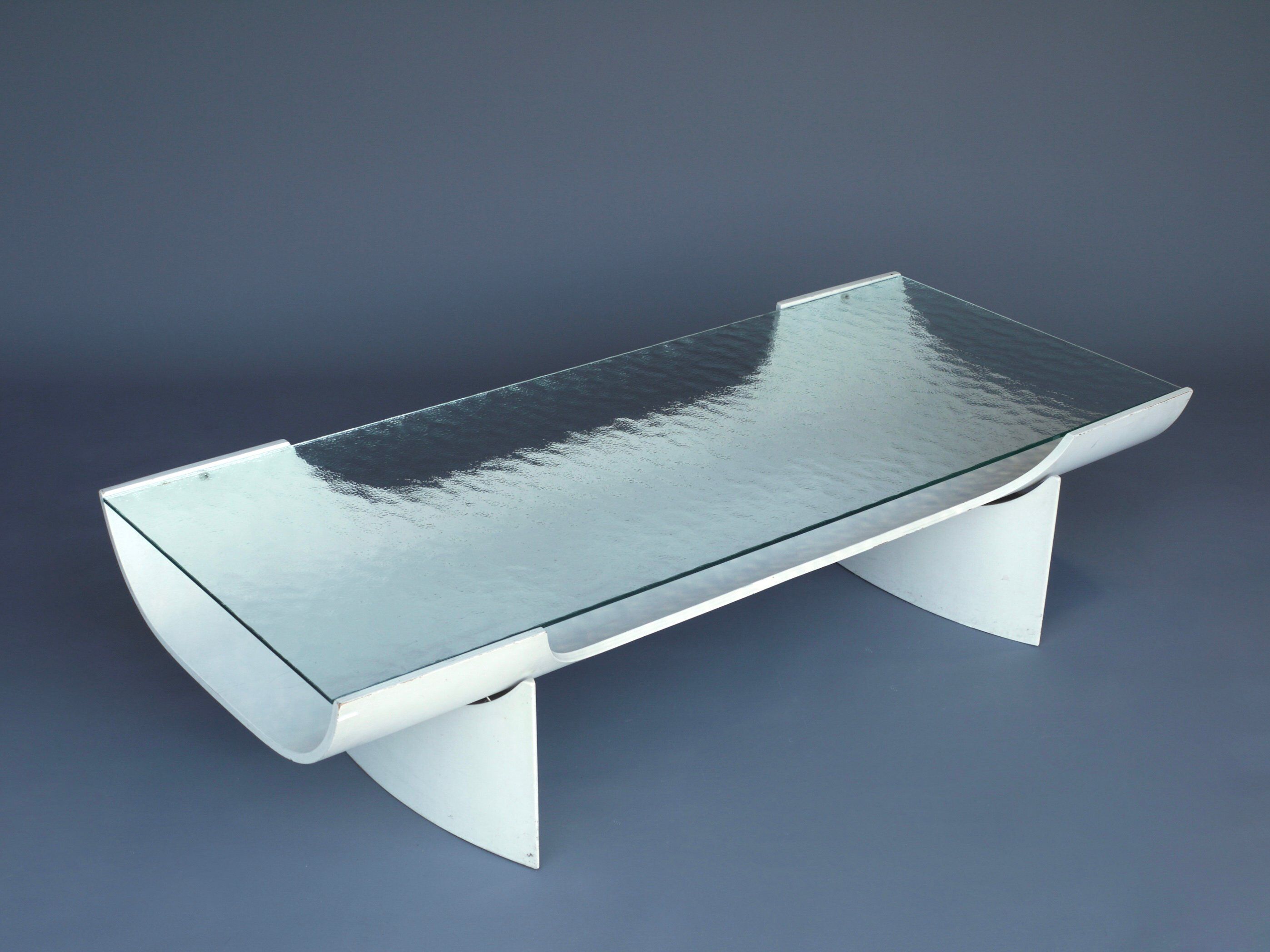 Table basse en contreplaqué et verre années 1960