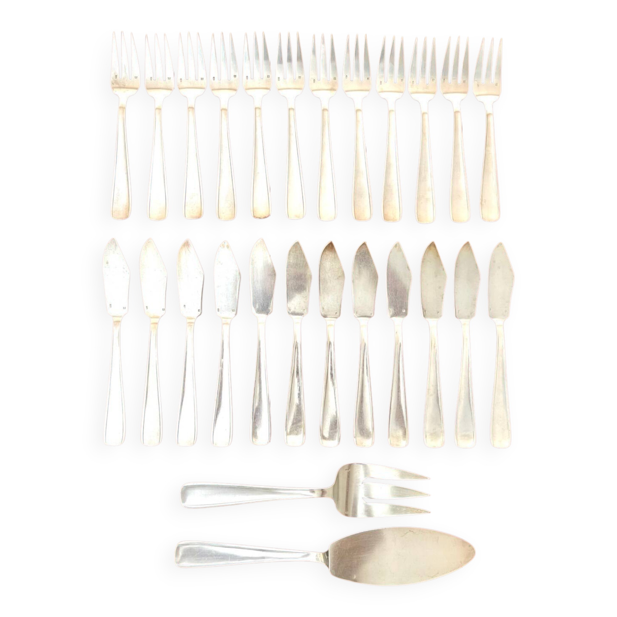Ravinet d'enfert fish service, 12 place settings with serving cutlery