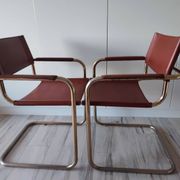 Chaises fauteuils B34 cuir cognac et dorure