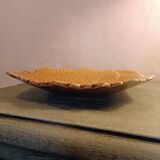 Plate barbotine vine leaf