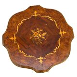 Pedestal table
