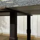 Table en marbre et piétement fonte