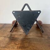 Double ball coat hook