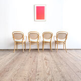 Ensemble de 4 chaises Thonet 215P en hêtre avec cannage d’origine et velour