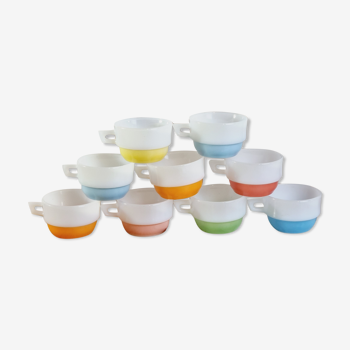 Lot de 9 tasses arcopal