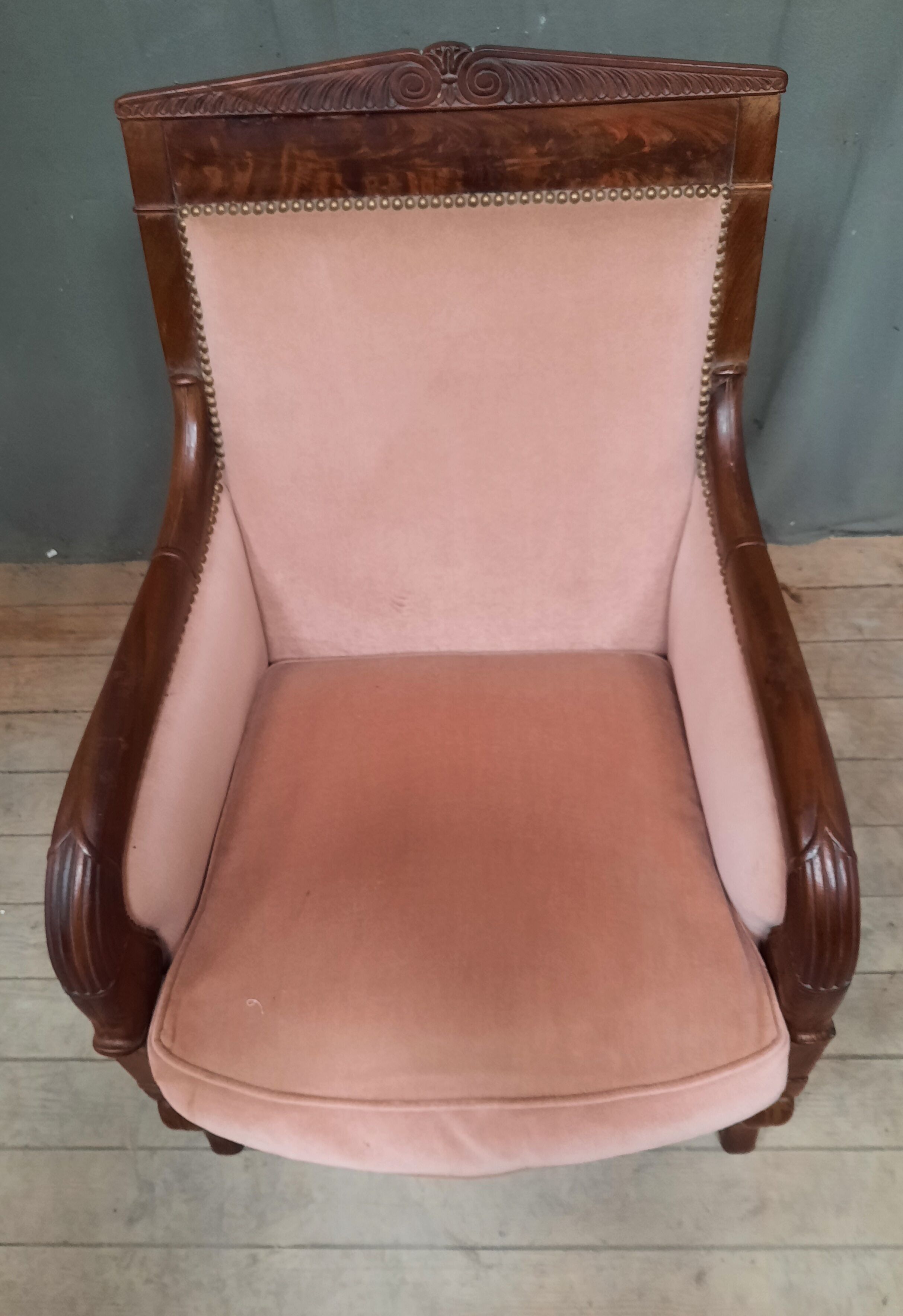 Shepherdess nineteenth in mahogany